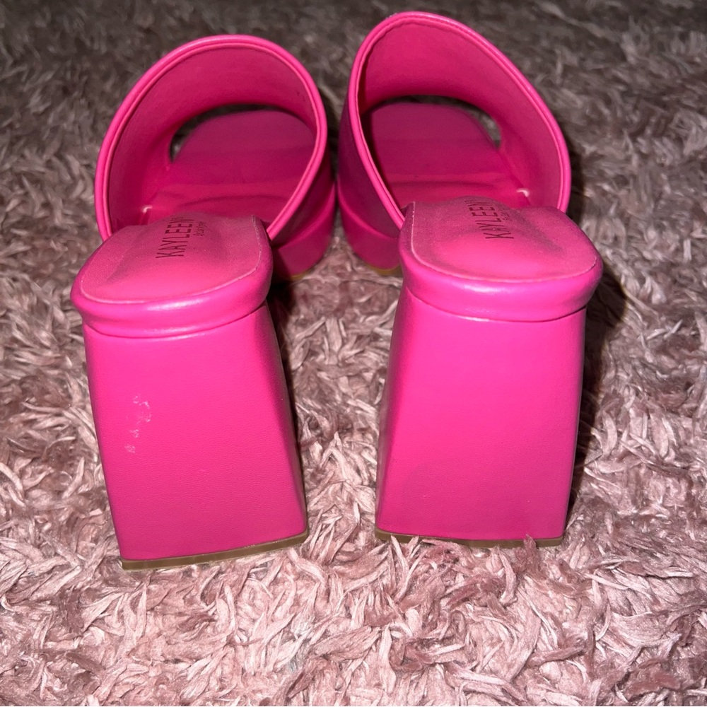 Kayleen Hot Pink Slip On Chunky Platform Slide Sandals - Picture 4 of 6